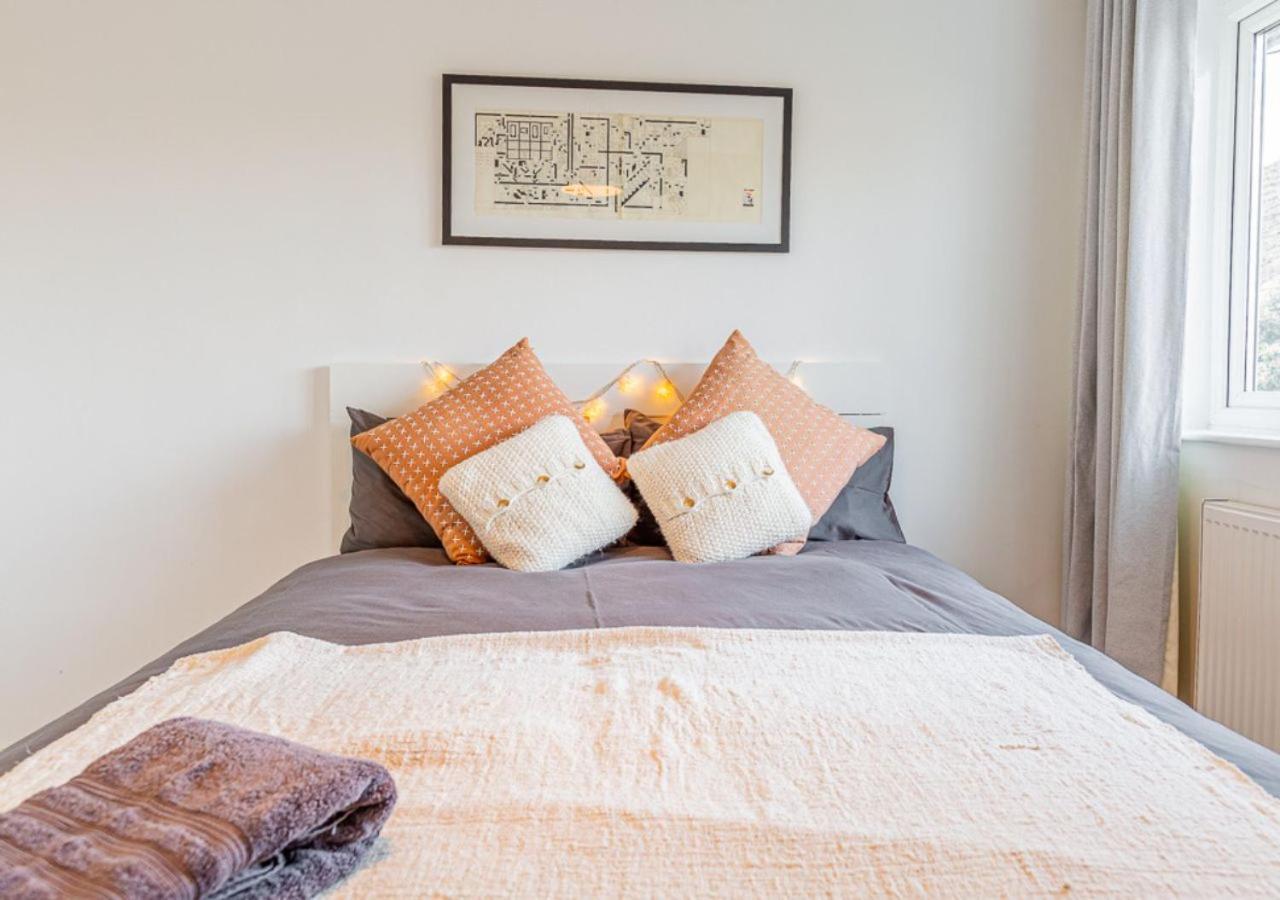 Villa Modern 2 Bd W/ Garden In The Heart Of Tetbury! Exterior foto